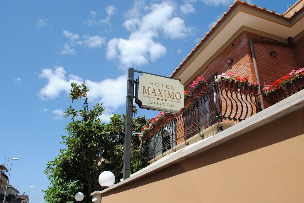 Hotel Maximo Roma Exterior foto